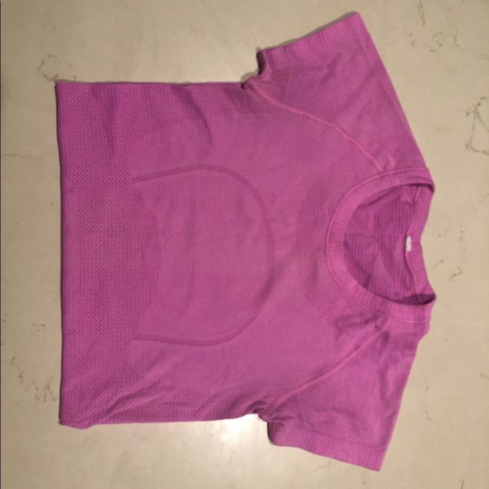 Lulu Lemon Workout Shirt Pink 4